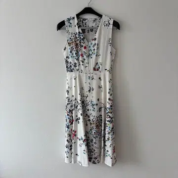 플라워 프린트 슬리브리스 원피스 드레스