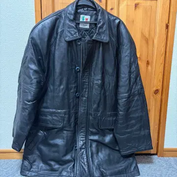 블랙 가죽 자켓 퀼팅 라이닝