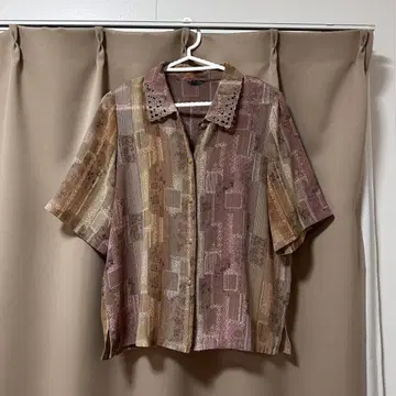 쇼와 레트로 자수 옷깃 셔츠