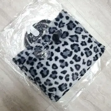 GYDA 제이다 GYDA 에코 퍼 로프 M 토트 BAG