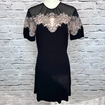 [ 새상품급 ] sandro 원피스 사이즈 3 블랙 x 레이스 388