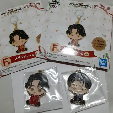 Mrs. GREEN APPLE 제일복권 메탈 참 2개 세트