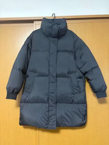 [새상품급] ZARA 다운 블랙 두꺼운 발수