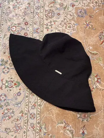 새상품급 Rose blanc UV 햇 M 사이즈