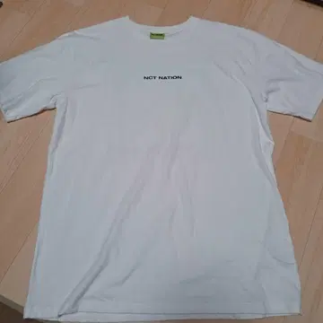 nct nation T-shirt L
