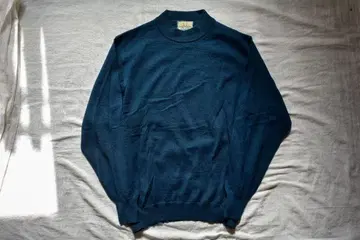 이탈리아제 울 니트