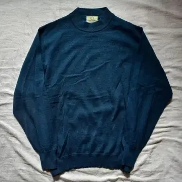 이탈리아제 울 니트