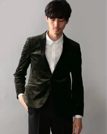 오늘 한정 가격! 반값! 러브리스 카모플라 벨벳 자켓 다크 그린