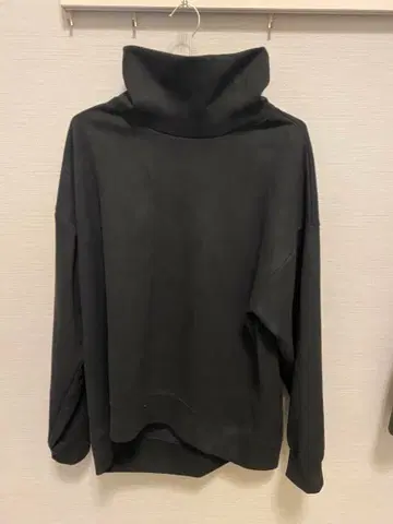 HARE 스웨이드 터틀넥 블랙 S 사이즈