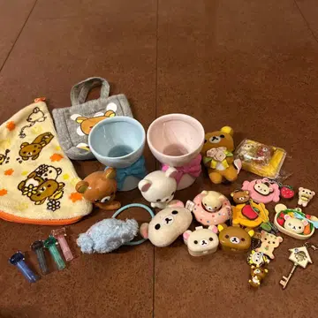 리락쿠마 코리락쿠마 파우치 펜꽂이 키링 등 일괄