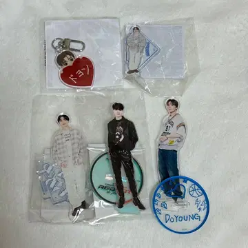 TREASURE 도영 굿즈 아크릴 키링 묶음 판매