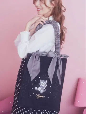 미사용 미개봉 새상품 아림 피가로 백 토트백