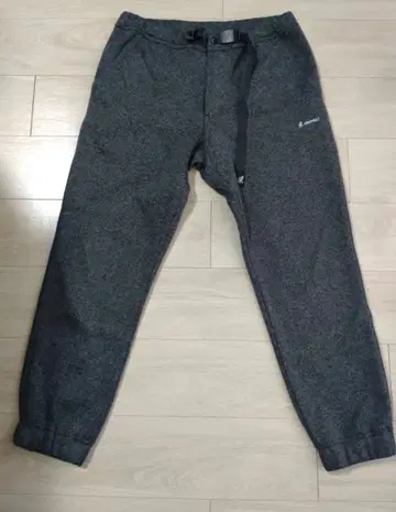 [ 새상품급 별주 ] 그라미치 프릭스스토어 별주 플리스 팬츠 차콜 그레이