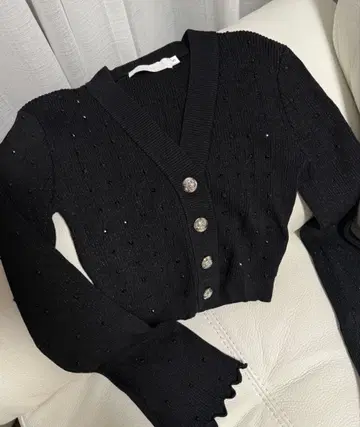 블랙 V넥 가디건