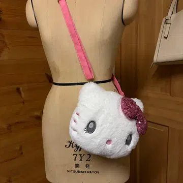 USJ 키티 숄더백