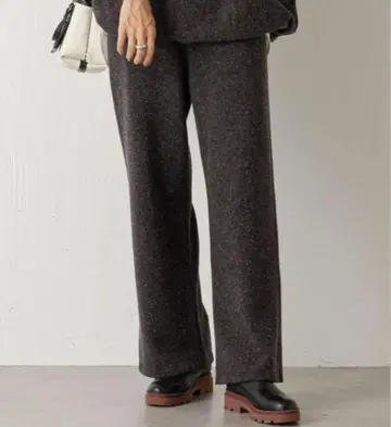 [ 새상품급 ] BEARDSLEY 컬러 네프 팬츠 니트 와이드 팬츠