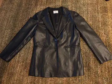 MURUA 블랙 페이크 레더 자켓