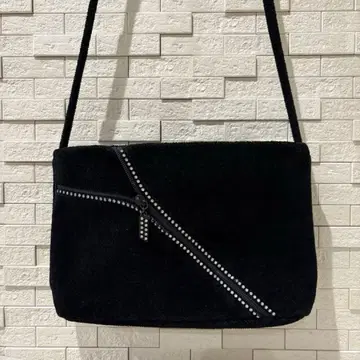 페이 숄더백 큐빅 블랙