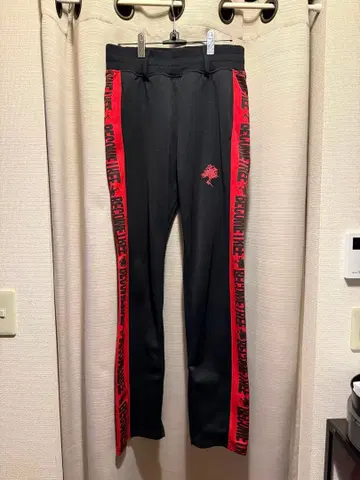 BECOME TREE 트랙 팬츠 UVER WORLD TAKUYA 착용