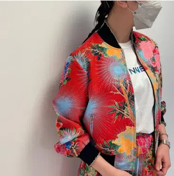 비비안 탐 꽃무늬 블루종 빨간색