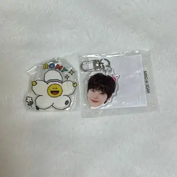 TREASURE 지훈 얼굴 아크릴 키링 묶음 판매