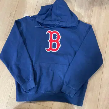 보스턴 레드삭스 후드 부착 후드티