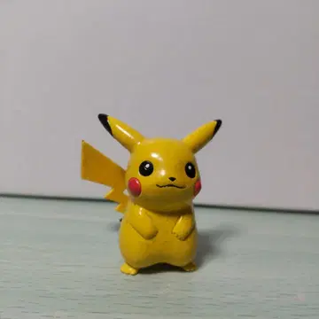 피카츄 피규어 몽코레