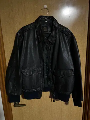 AVIREX A2 아비렉스 A-2 블랙 M 플라이트 자켓