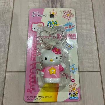 산리오 헬로키티 레트로 레어 키티 라이트 키체인