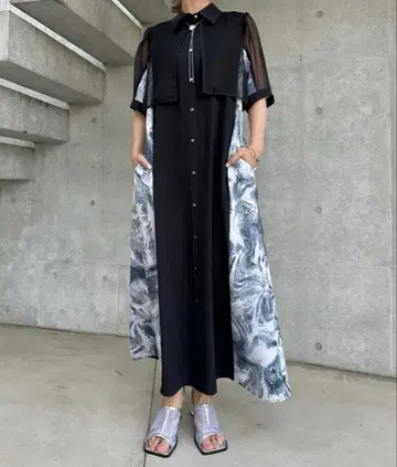 시어 패턴 절개 원피스 HARE