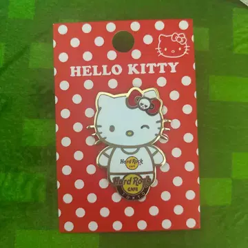 헬로키티 하드 록 카페 핀 배지