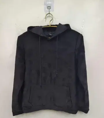 블랙 후드 부착 후드티