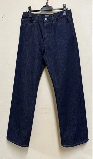 유니클로 JWA 스트레이트 청바지