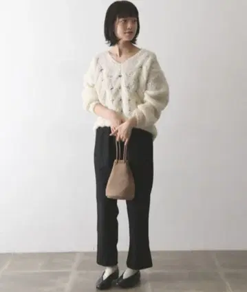 카구레 스리 알파카 핸드 니트 스웨터