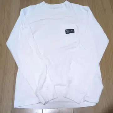 New Era 긴팔 티셔츠