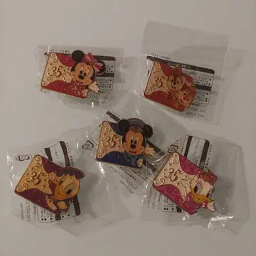 35주년 기념 핀 배지 5개 세트