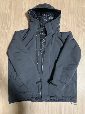 UNIQLO+J 후드 부착 블랙 다운 자켓 XL