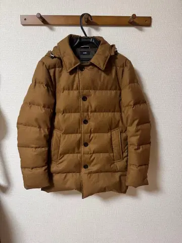 쉽스 다운 자켓 브라운