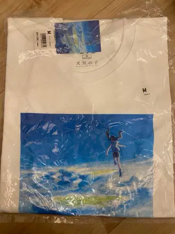 새상품 유니클로 날씨의 아이 그래픽 T셔츠 M 사이즈