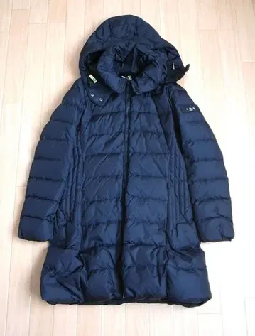 TATRAS 타트라스 세미롱 다운 코트 클리닝 완료