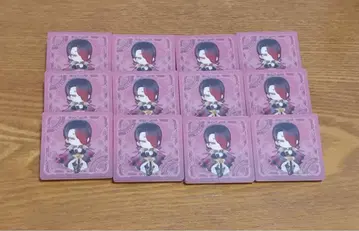 유한 아크릴 배지 12개