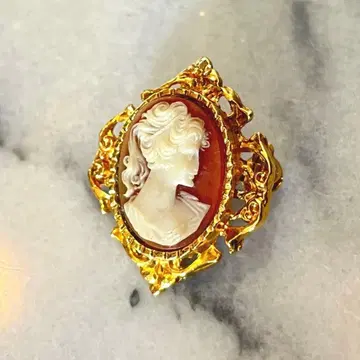 컨디션 최상 빈티지 카메오 브로치