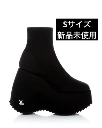 TOKYO BLACK PLATFORM SHORT BOOTS 통굽