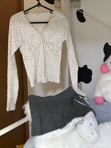 플라워 프린트 긴팔 상의와 스커트 세트