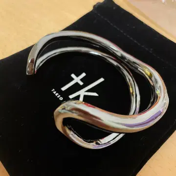 TAKEO KIKUCHI 트위스트 디자인 뱅글