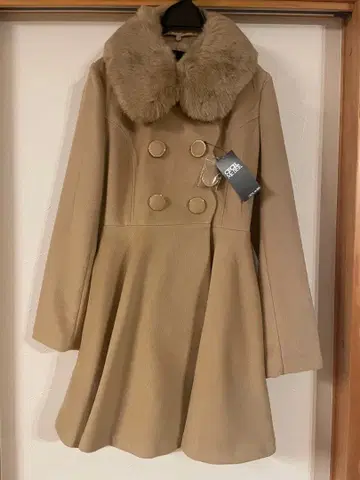 CECIL McBEE 베이지 플리스 칼라 코트