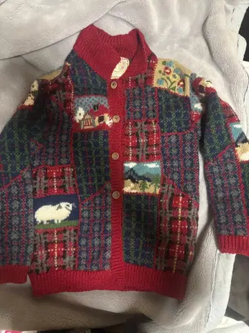 빨간색 패치워크 니트 가디건