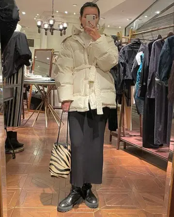 earthy 미디 하이 브리드 다운 코트 머신 워셔블 M