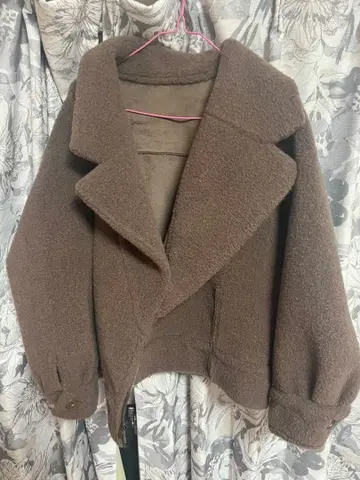 rienda 루즈 보아 자켓