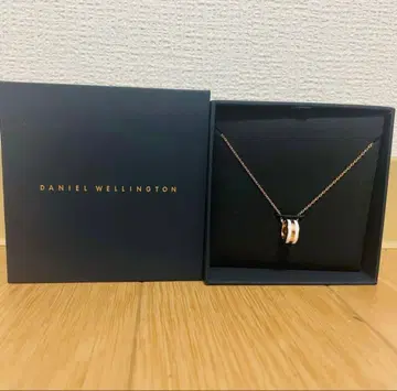 [ 다니엘 웰링턴 ] 목걸이 로즈 골드